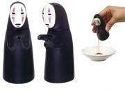 《千与千寻》无脸男食具登场