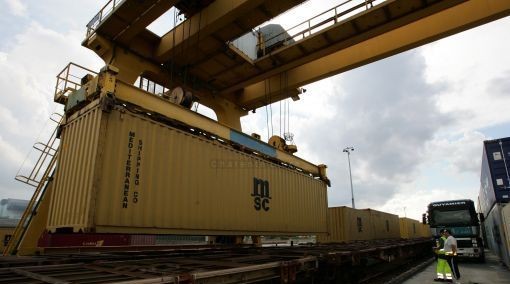 法国干邑遭塑化剂危机:每年销往中国约4千万瓶
