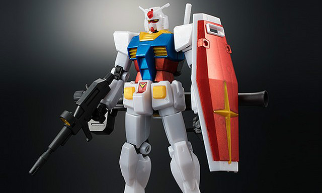 万代 HG 1/144 RX-78-2 高达 [METALLIC GLOSS INJECTION] 【GBT限定】