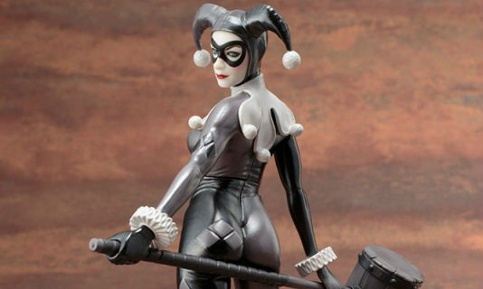 ARTFX+ 系列【小丑女哈莉．奎茵】Harley Quinn 1/10 全身雕像作品