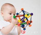 新生儿玩具怎么挑选 4大标准家长要谨记