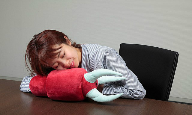 万代 英雄休憩抱枕系列 第二弹 「夏亚专用魔蝎/量产型魔蝎 腕枕」