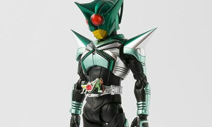万代 S.H.Figuarts(真骨雕制法)《假面骑士KABUTO》假面骑士踢蝗