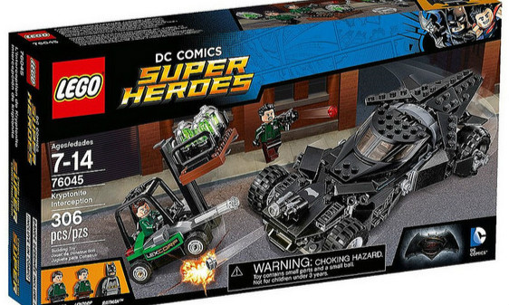 LEGO® 76045【蝙蝠侠对超人:氪星石抢夺战】Kryptonite Interception Set