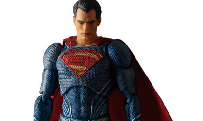 MAFEX《蝙蝠侠对超人:正义曙光》超人