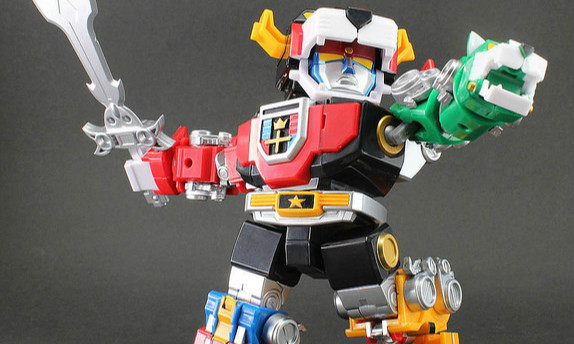 【新图】TOYNAMI – 《百兽王 Voltron》完全变型版本