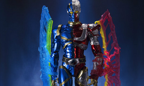 高度可动的S.I.C.系列第一弹「KIKAIDER」