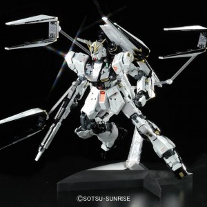 BANDAI 13年11月: MG 1/100 RX-93 Nu Gundam Ver.Ka 钛电镀 官图