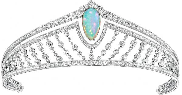 绽放七彩霓光!CHAUMET 12 Vendôme钻冕