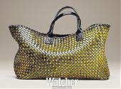 BOTTEGA VENETA 全球限量版 NYCabat，体现华丽气质