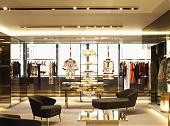 Frida Giannini 所设计的 GUCCI 伦敦旗舰店揭幕,独家限量 Sloaney 系列同步上市