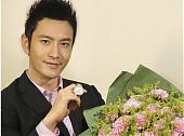 TISSOT感恩母爱 黄晓明为妈妈献礼