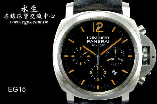 PANERAI 沛纳海 LUMINOR CHRONO DAYLIGHT 系列 44mm 自动上炼 计时码表 日期显示