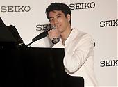 王力宏代言SEIKOAstron GPS太阳能手表