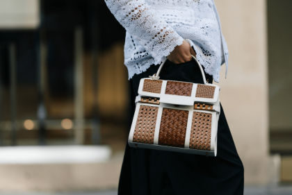 DELVAUX 2019春夏系列 复杂缜密的手工及现代工艺展现全新风格