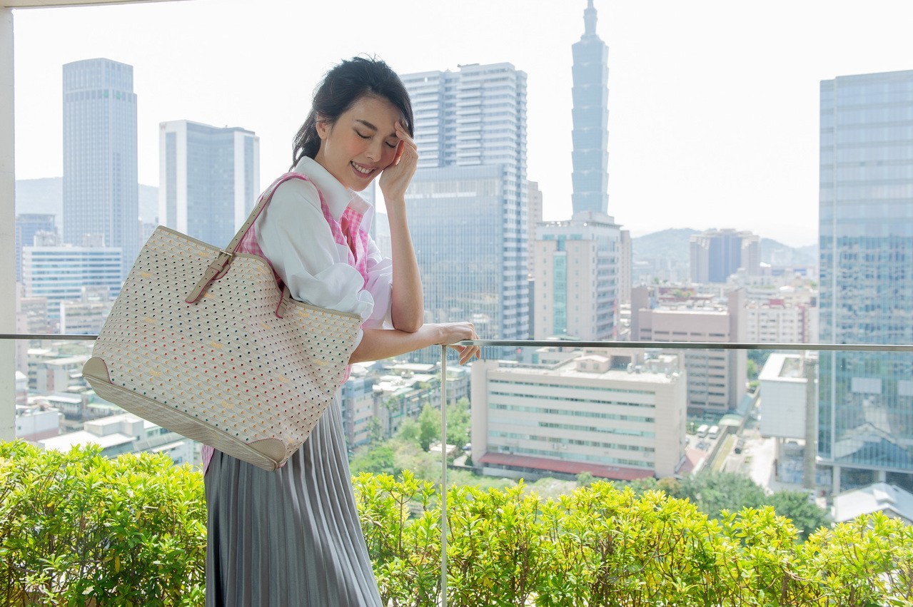 法国FAURÉ LE PAGE 全新秘密小盒的用途很幽默喔