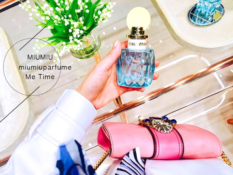 真不愧是看包装就让脑波耗弱的MIUMIU，晶透琉璃般的可爱香氛，还没喷就疗愈到心了