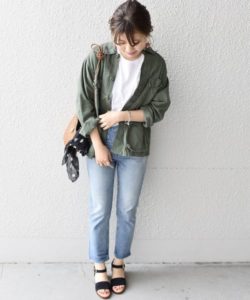 春天最爱的精选15款“军装夹克&布劳森外套”的日系成熟穿搭法