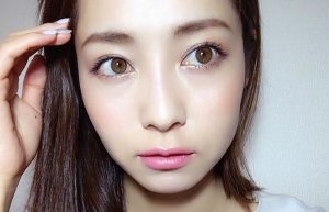 日本女生最会这一招!水亮“光泽肌”打造法大公开♡