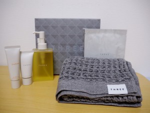 日本模特儿最爱保养品牌 - THREE限量发售“初夏保养套组”