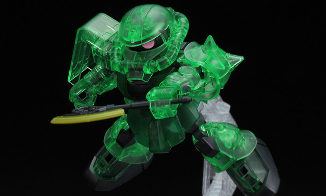 万代『SD高达 CROSS SILHOUETTE』量产机体 扎古II 彩透版本
