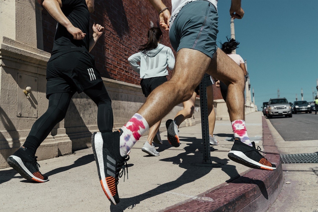 不只潮更要你穿得舒服！adidas专为街头路跑全新打造PULSEBOOST HD登场