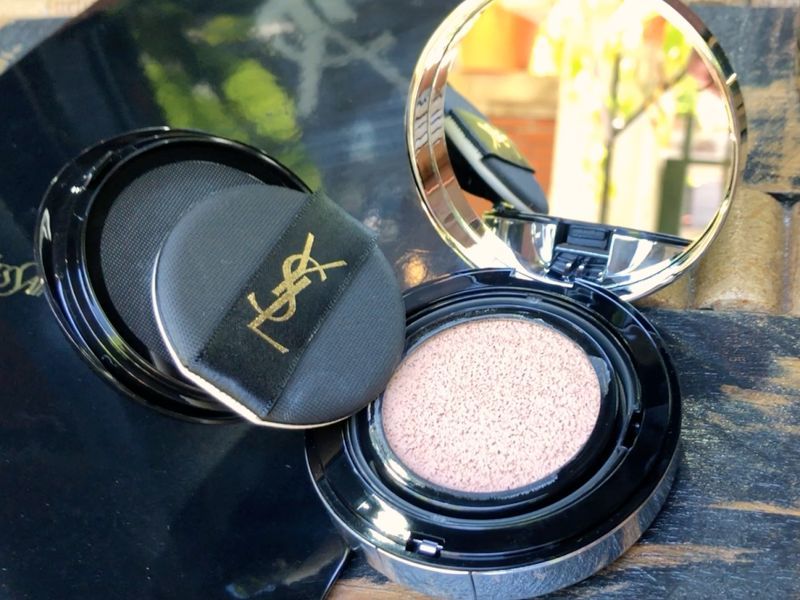 “气垫粉饼”完整推荐!YSL、迪奥、植村秀、娇兰、M.A.C、NARS…最强底妆一次看