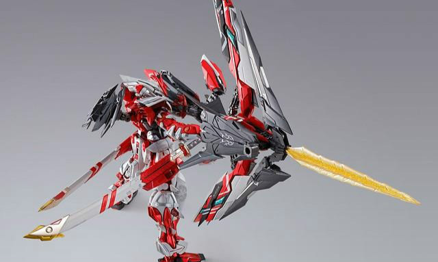 万代 METAL BUILD 异端高达红色机改(ALTERNATIVE STRIKE Ver.)