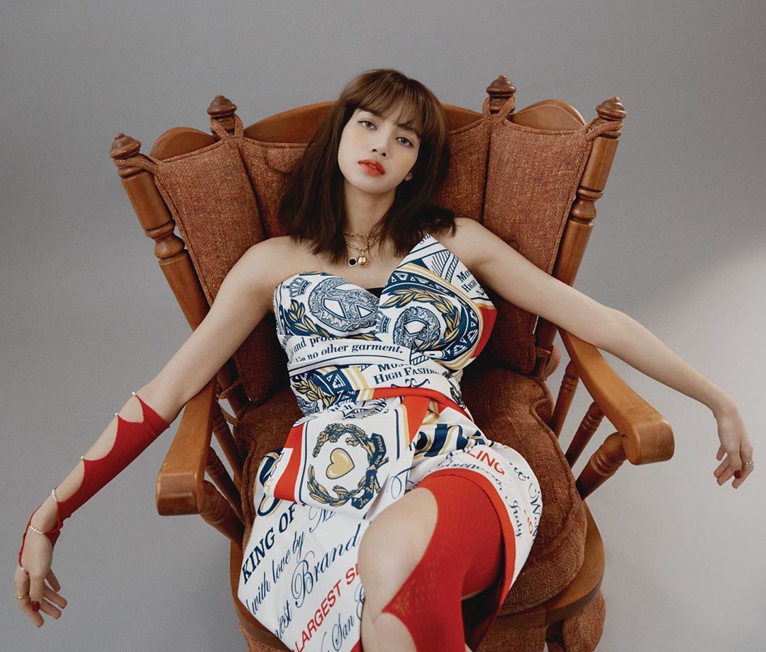 喜气不俗气!“人间芭比”BLACKPINK Lisa橘色妆容太动人 过年就这样画