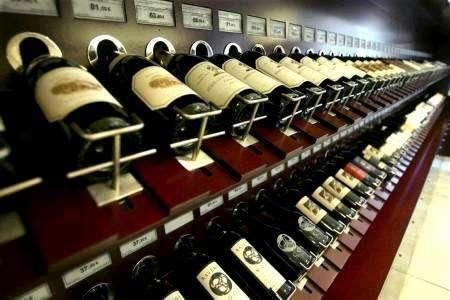 哪一款才是你的最爱呢,业内人士称国内高端红酒真假各占一半