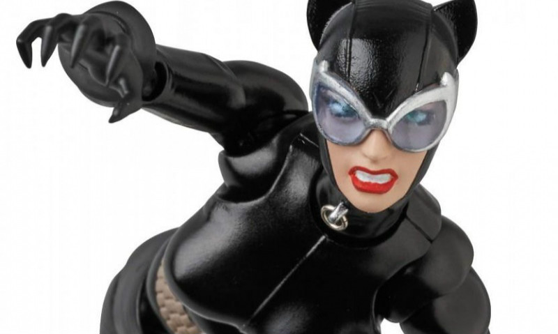 MAFEX《蝙蝠侠:缄默》猫女(HUSH Ver.)