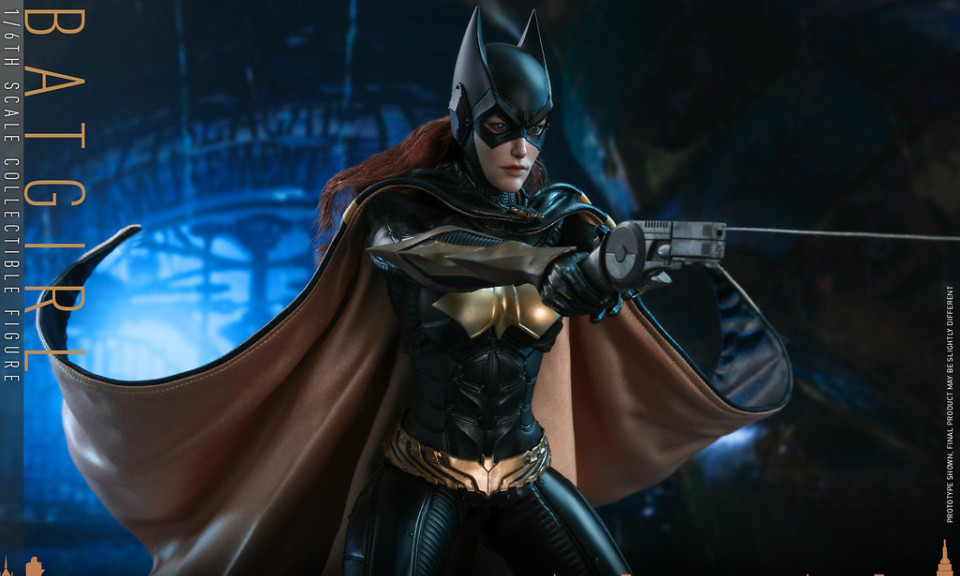Hot Toys《蝙蝠侠:阿卡姆骑士》蝙蝠女 Batgirl 1/6 比例人偶