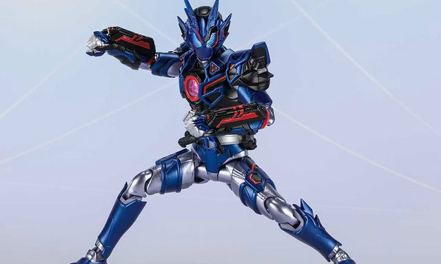 万代 S.H.Figuarts《假面骑士01》假面骑士Vulcan 突击野狼型态