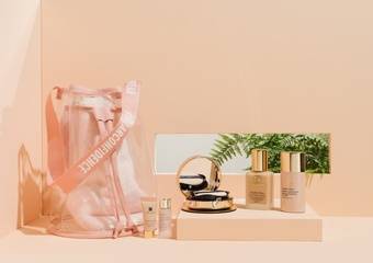 Estee Lauder 雅诗兰黛 - 打造出游不出油精致妆容,精心献上“粉持久底妆超前部署包”击退所有夏日底妆困扰