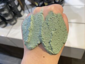 日本推特超热门“凌虐毛孔组合”保养品是什么?命名品味连LUSH、Biore官方都说赞