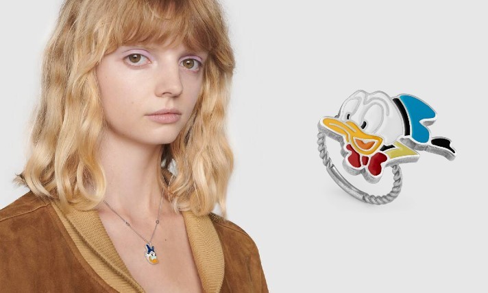 GUCCI推唐老鸭、黛西饰品系列 生动表情好欠买!