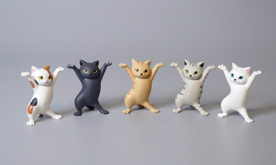 Qualia 大好评「猫咪置笔架3 垂耳 长毛ver.」扭蛋