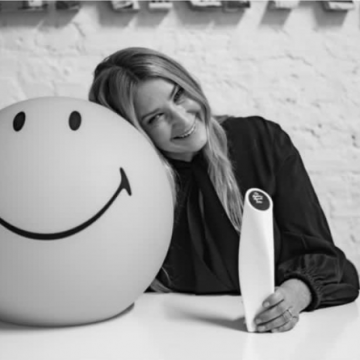 减少浪费,从断舍离开始!设计师Anya Hindmarch:有时候,你得做出勇敢的决定