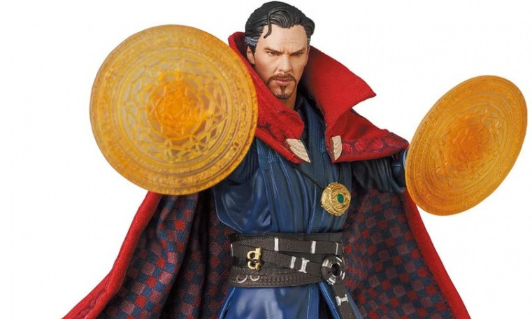 MAFEX《复仇者联盟3:无限战争》奇异博士 6 吋可动人偶